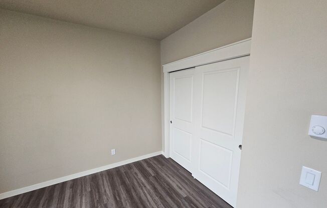 1 bed, 1 bath, 707 sqft, $1,550, Unit 404