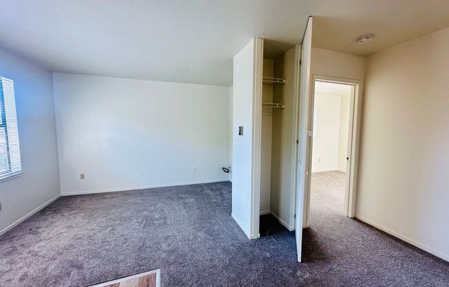 1 bed, 1 bath, 400 sqft, $1,475, Unit Unit 09