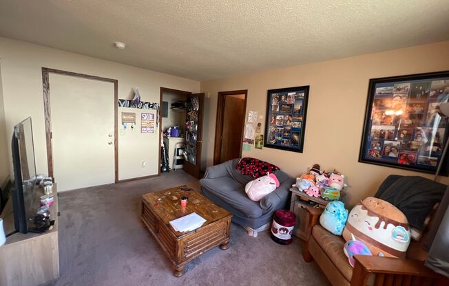 1 bed, 1 bath, $895, Unit A1523-A