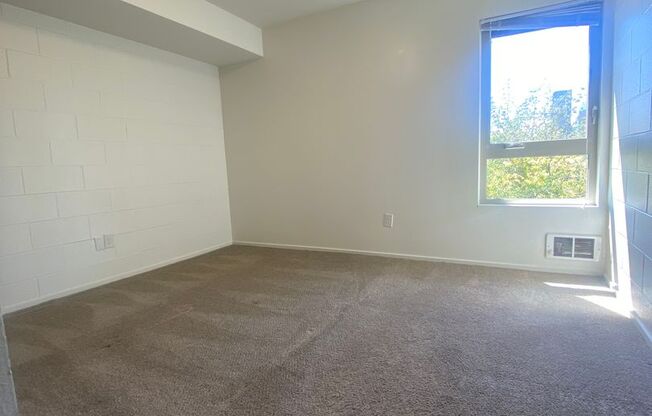 Hill Vista Apartments