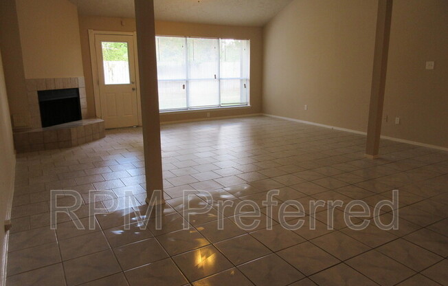 2427 AUTUMN SPG LN