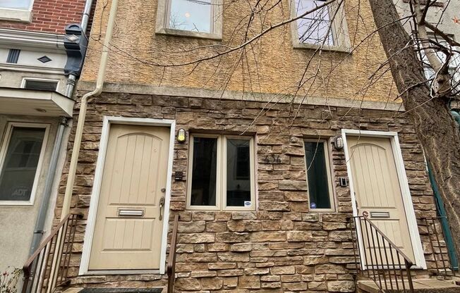 Modern Bi-Level 1st Fl. 2 Bed, 2 Bath Northern Liberties Condo w/ one parking space, C/A, W/D, H/W Fls and more!