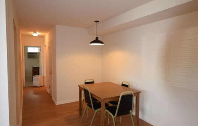 2 beds, 1 bath, 874 sqft, $1,445, Unit L-13