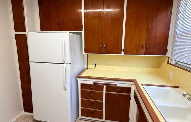 1745 Appleton #1-12