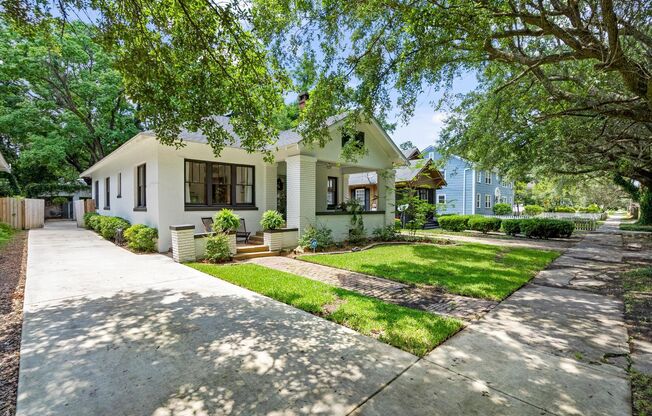 BEAUTIFUL MIDTOWN HISTORIC COTTAGE