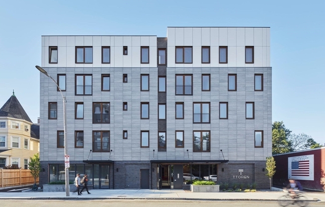 2 beds, 1 bath, 774 sqft, $3,550, Unit 102