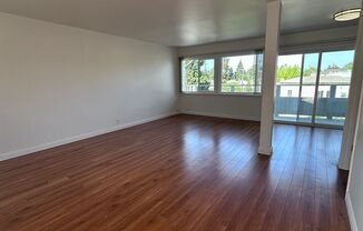251 N El Camino Real