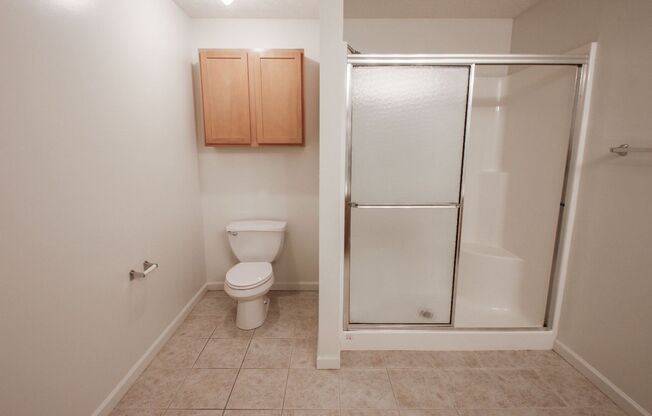 2 beds, 2 baths, 1,650 sqft, $2,135