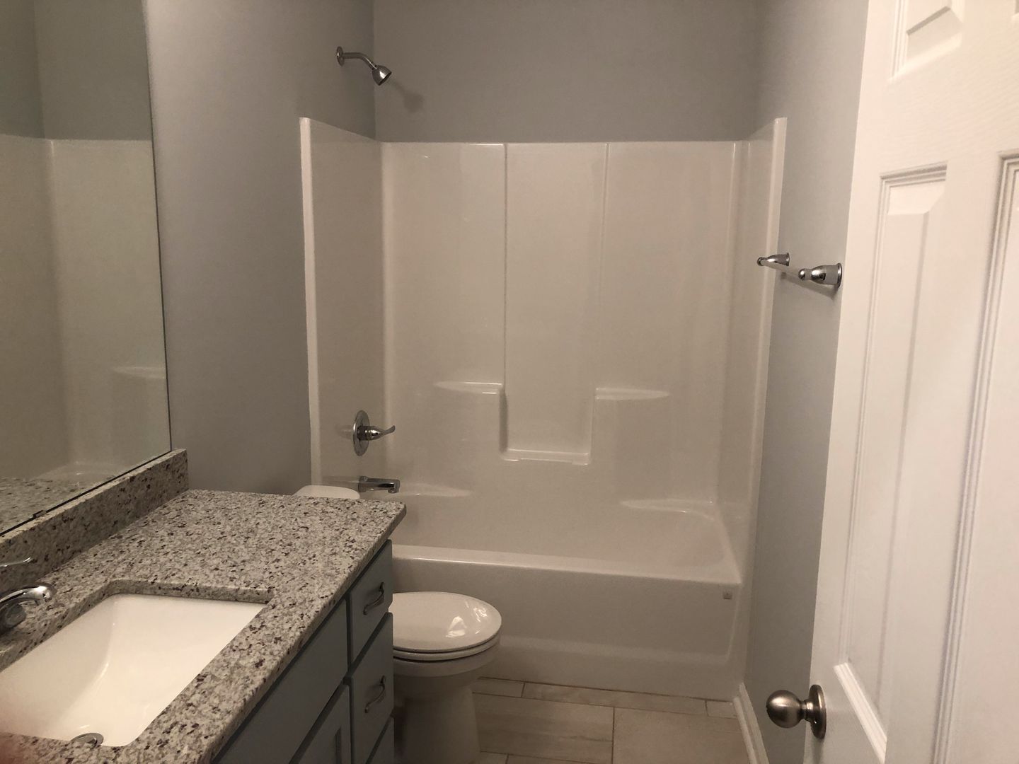 Charming 3-Bedroom, 2-Bath Home – Lawn Care & Pest Control Included!