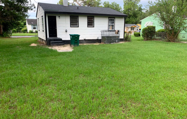 409 LOUIS AVE