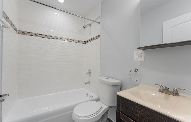 1 bed, 1 bath, 591 sqft, $1,850, Unit 201