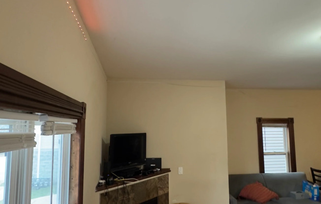 Marquette Housing- 509