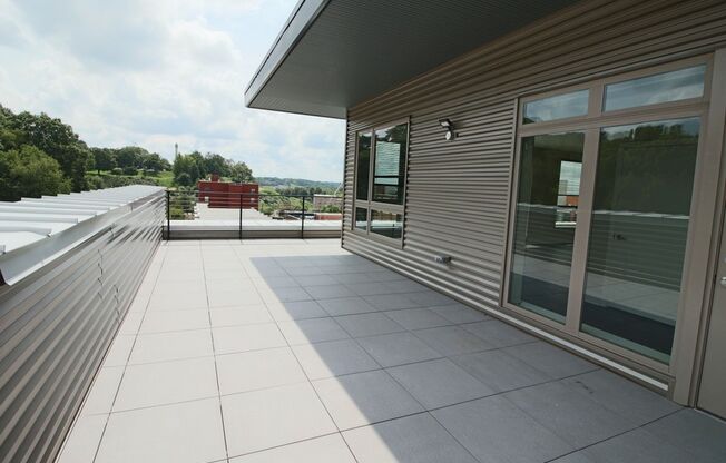 1 bed, 1 bath, 533 sqft, $1,995, Unit APT 728