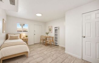 1258 W. 87th