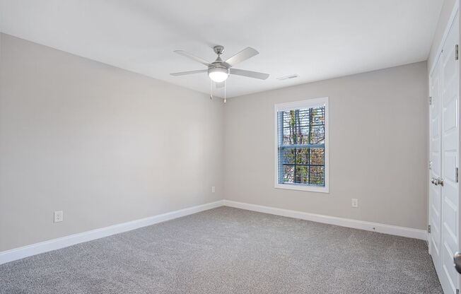 2 beds, 2.5 baths, 1,300 sqft, $1,400, Unit 35