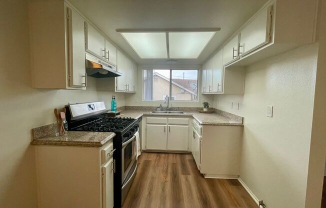 2 beds, 2.5 baths, 522 sqft, $2,795, Unit 20732 - L